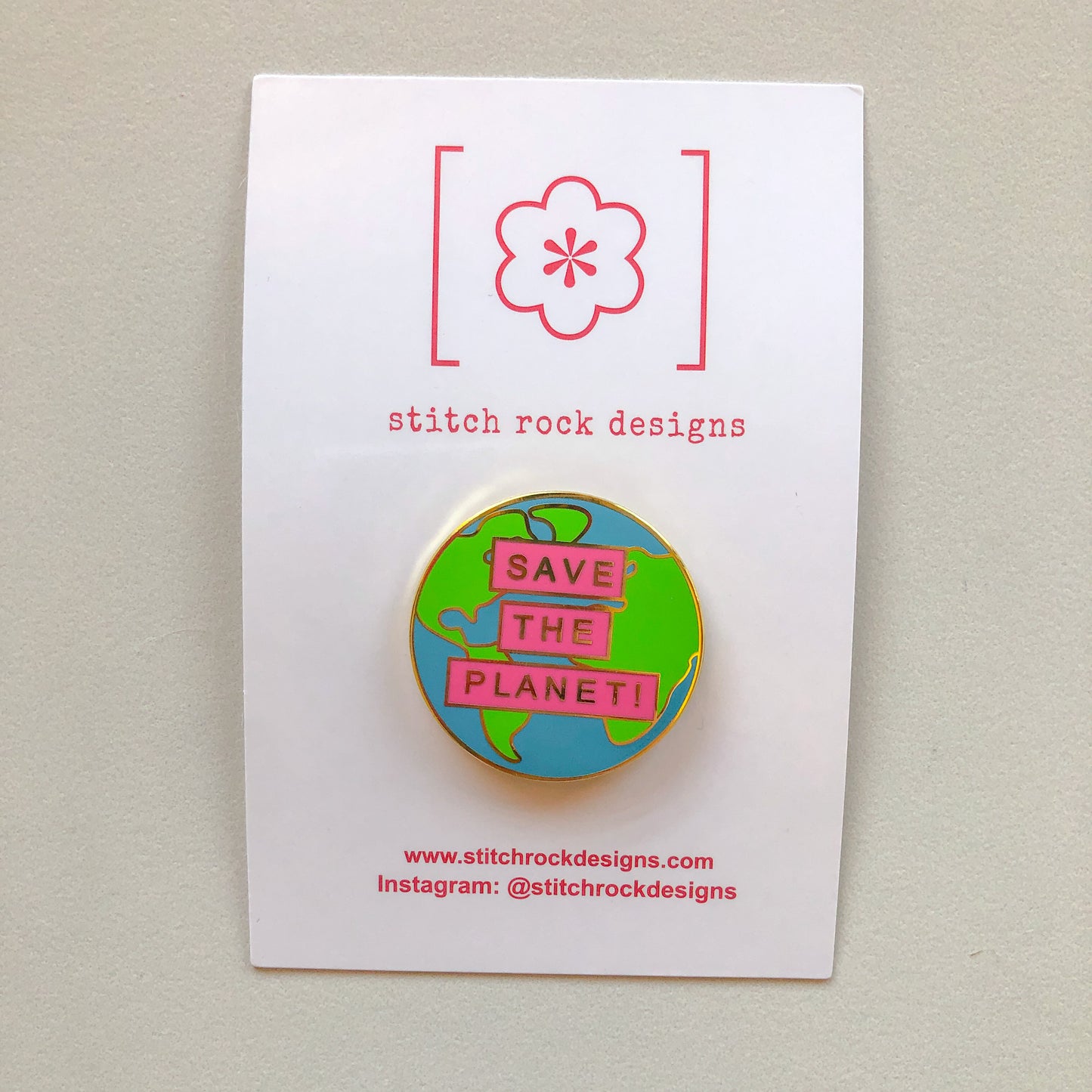 Save the Planet Needle Minder
