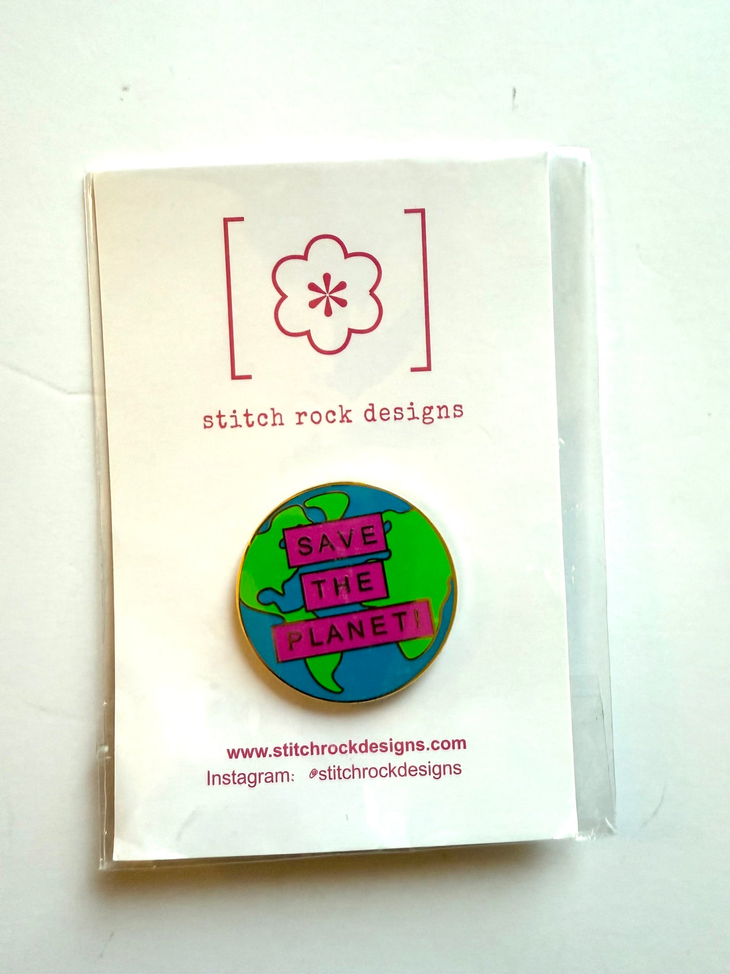 Save the Planet Needle Minder (Cap Backing)